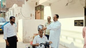 दिव्यांगजन को मिली मोटराइज्ड ट्राईसाइकिल और आत्मनिर्भरता की नई राह