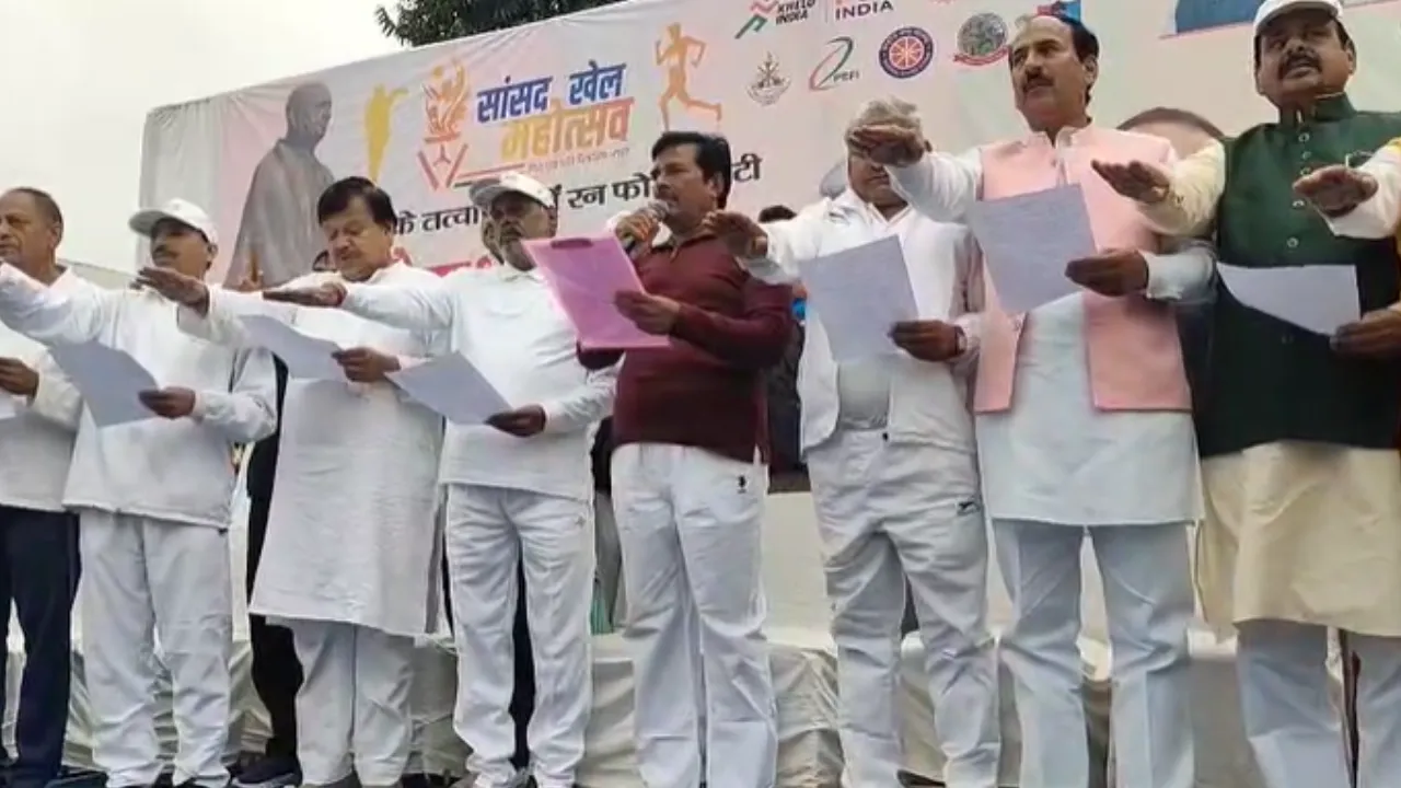 “एकता की दौड़” में गूंजा ग्वालियर — हजारों कदमों ने बढ़ाया अखंड भारत का संदेश, सांसद खेल महोत्सव का भी हुआ शुभारंभ