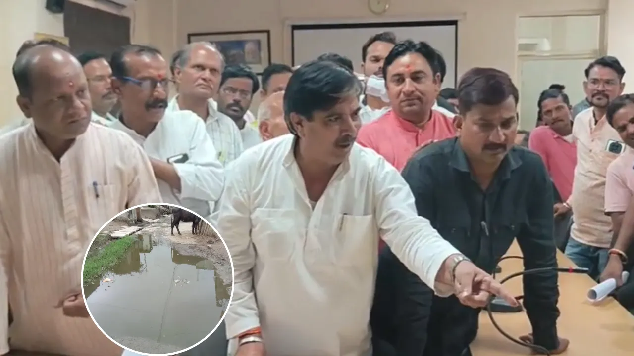 ग्वालियर में गंदे पानी और खुले सीवर पर फूटा लोगों का गुस्सा, नगर निगम जनसुनवाई में जमकर हंगामा — 7 दिन में समाधान नहीं तो आंदोलन की चेतावनी