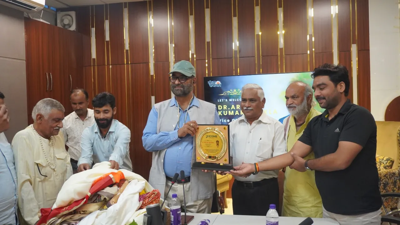जब हम आत्मा को परमात्मा में विलीन कर देते हैं तो अंदर से साइंस निकलने लगता है।, डा. अरविंद शुक्ला