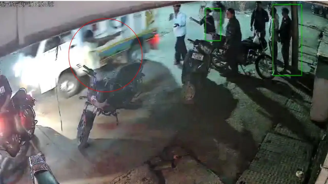 ग्वालियर में करिश्मा होटल के बाहर हुई फायरिंग, CCTV में कैद वारदात